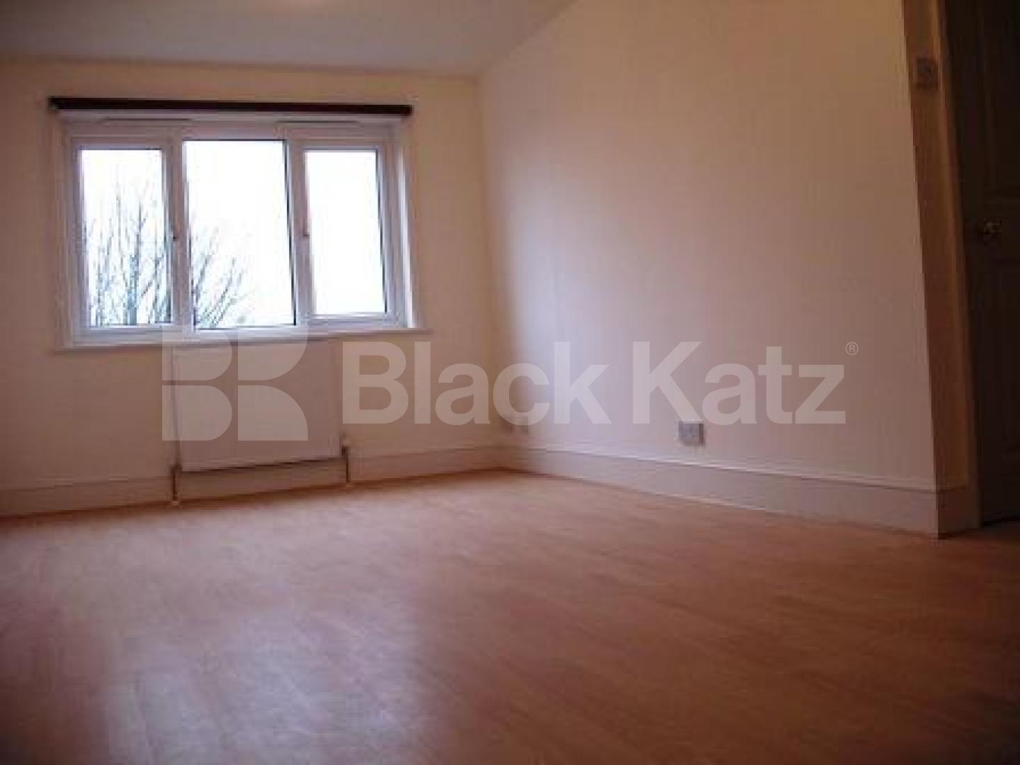 			NEW ON THE MARKET!!!, 4 Bedroom, 1 bath, 1 reception House			 Birley Road, WHETSTONE